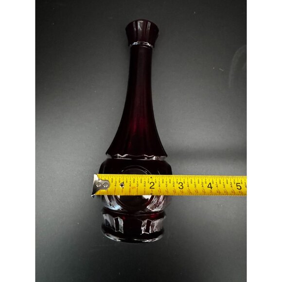 Vintage Wheaton Bullseye Ruby Red Glass Bud Vase 8.5" Tall For Flowers Or Decor - Picture 9 of 10